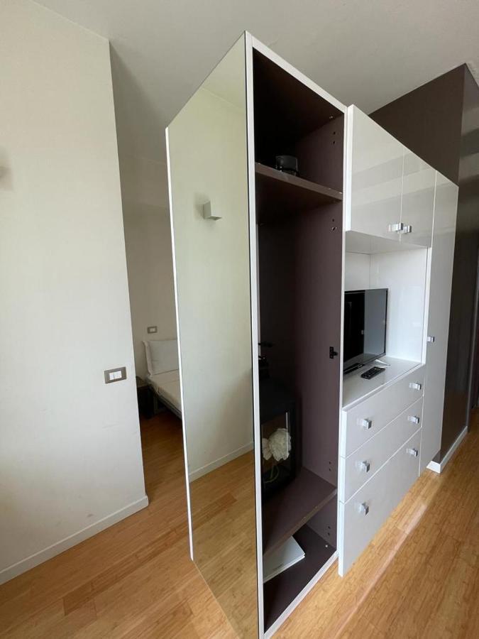 Ih Hotels Milano Centrale Guest House Εξωτερικό φωτογραφία